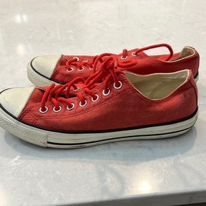Red converse